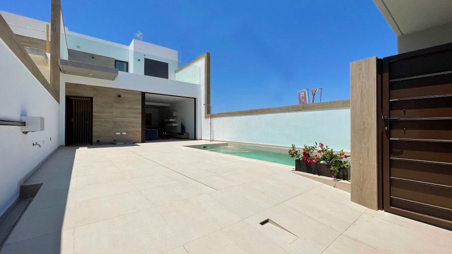 Key-ready Villas with private pool in Benijofar, a popular residential  near the Mediterranean sea Ref. SPA1691